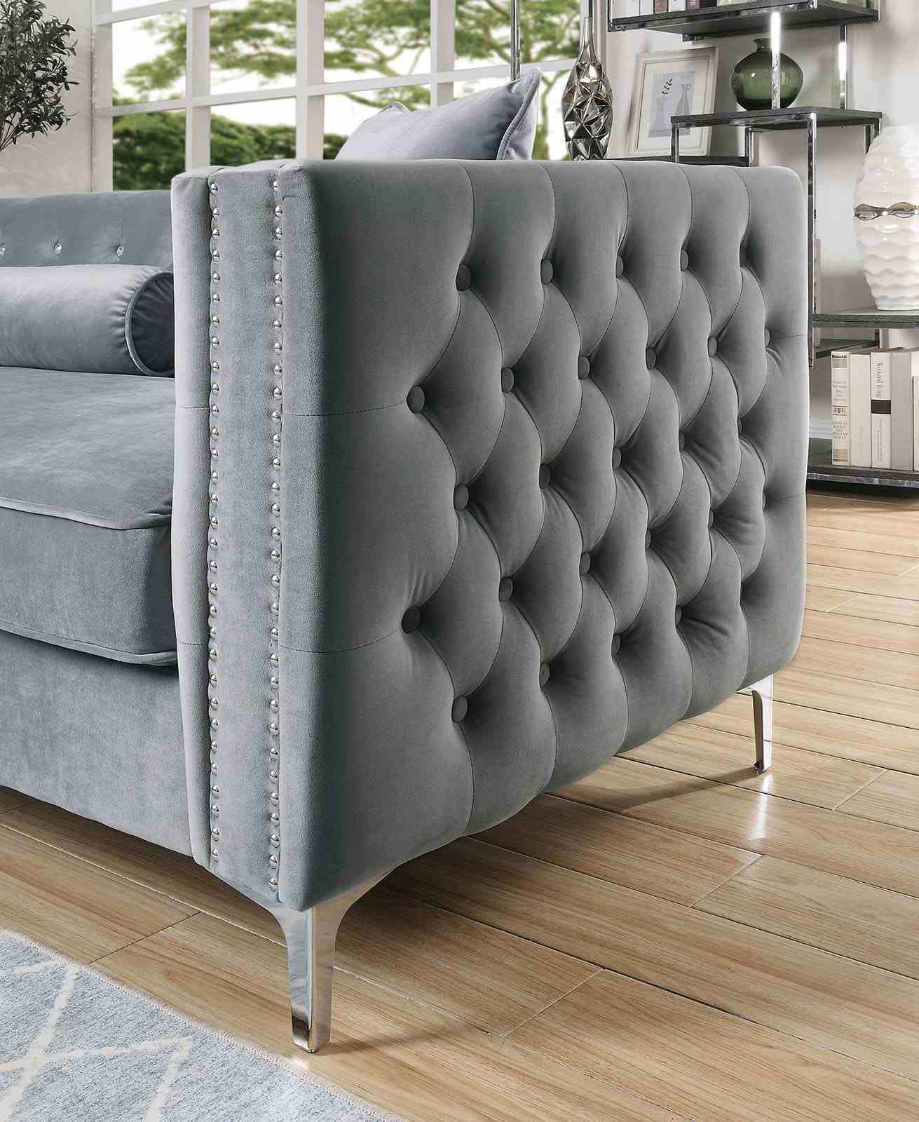 Amie Sectional
