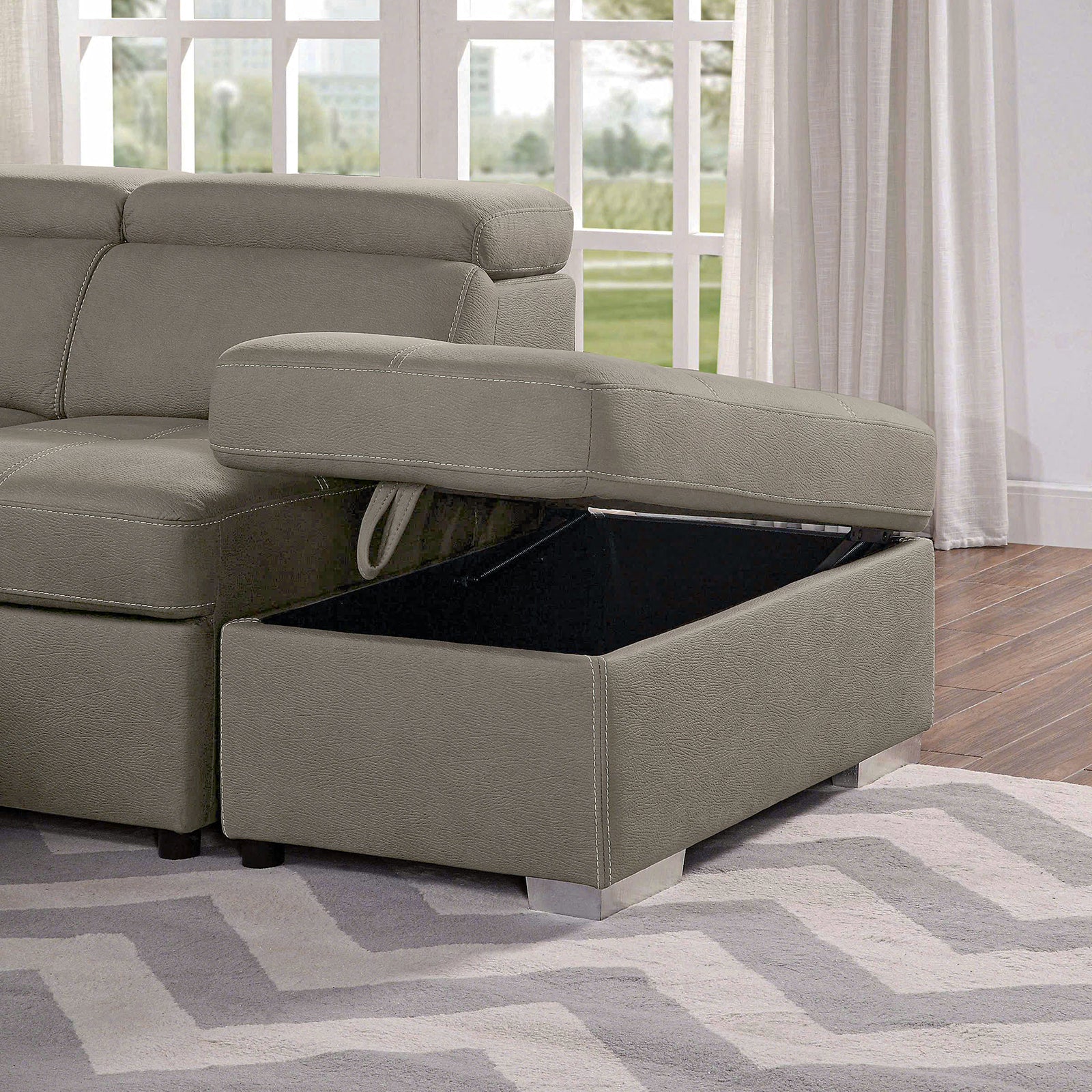 Hugo Sectional