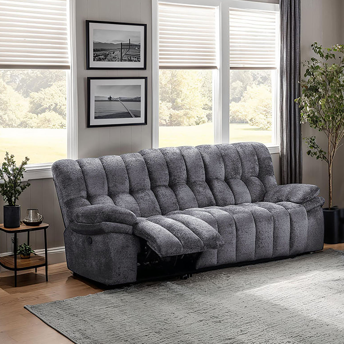 Hieronymus Manual Sofa Recliner